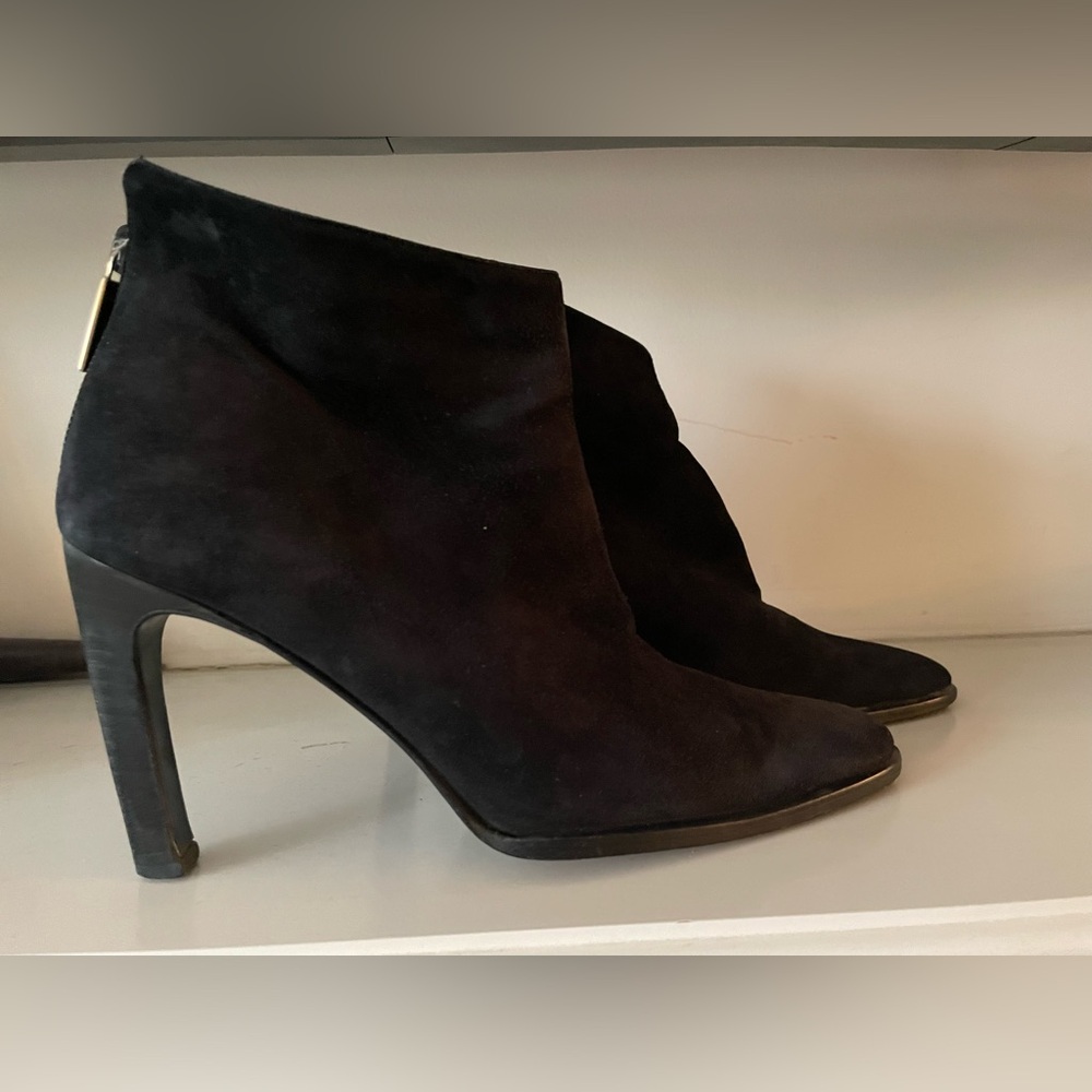 Gucci Black Suede Heeled Ankle Boots